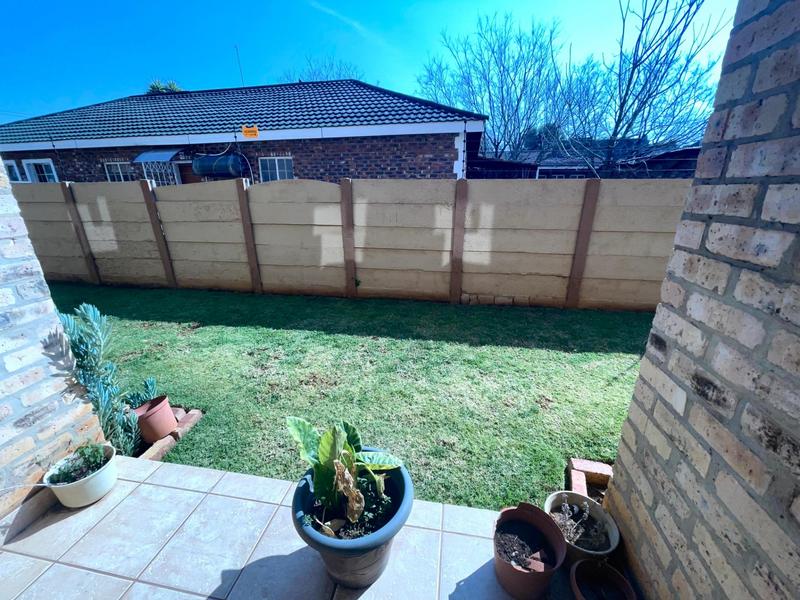 2 Bedroom Property for Sale in Bult West North West